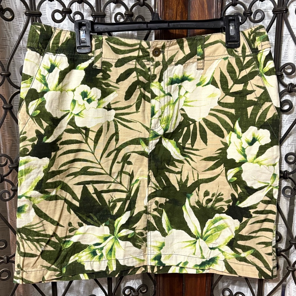 Liz Claiborne Green Floral Mini Skirt